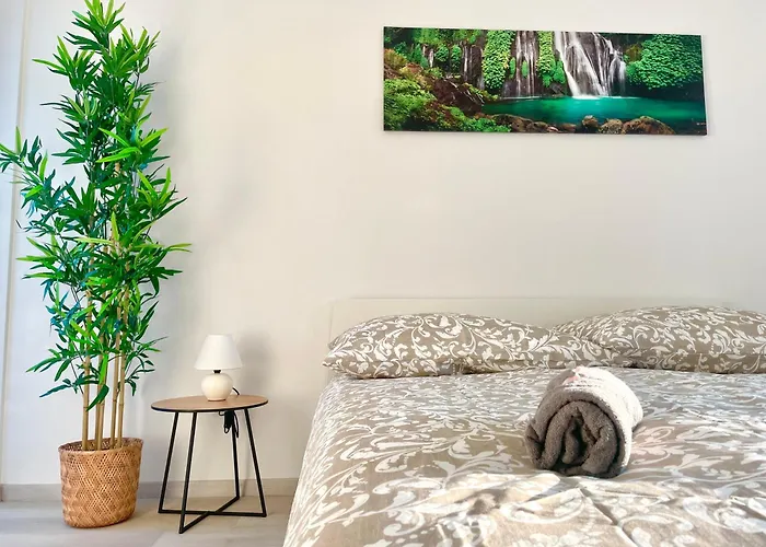 公寓 Modern With Garden & Free Parking *